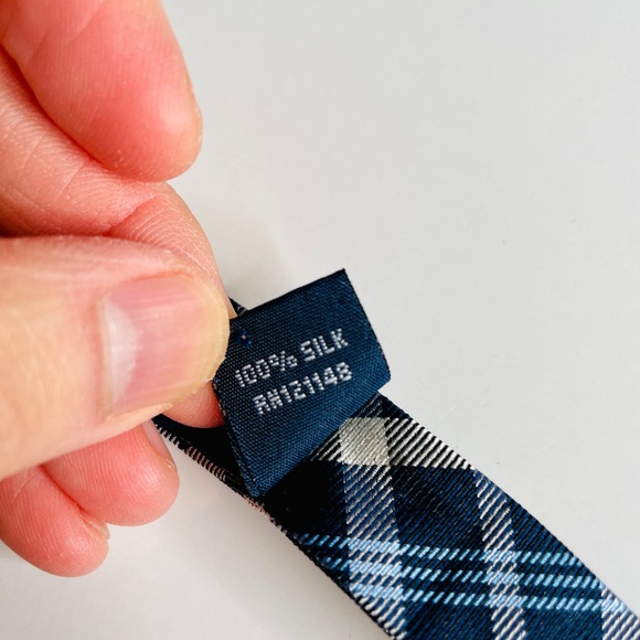 Tommy Hilfiger Navy Blue Check Silk & Pink Check Cotton Self-Tie Bow Tie Bundle - Picture 9 of 9